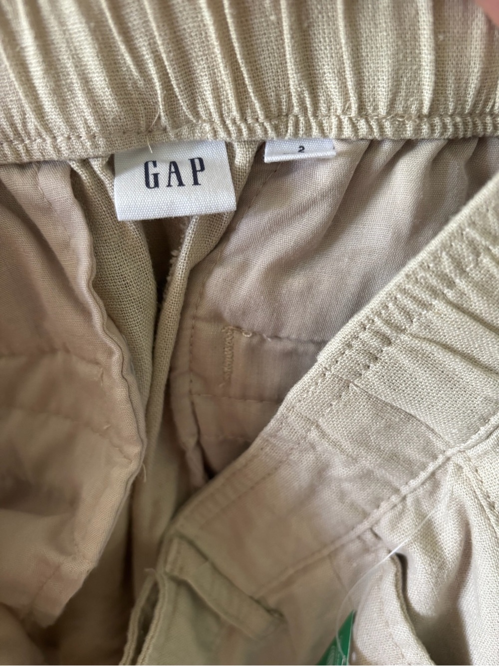 Gap khaki linen shorts - Picture 2 of 2